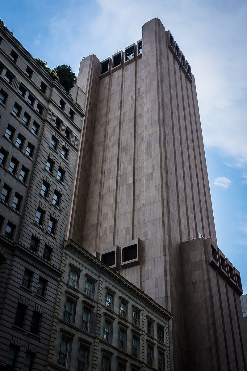 33 Thomas Street / AT&T Long Lines Building / Titanpointe — the canonical example of a windowless downtown tower whose cover story turned out to be only part of the story
